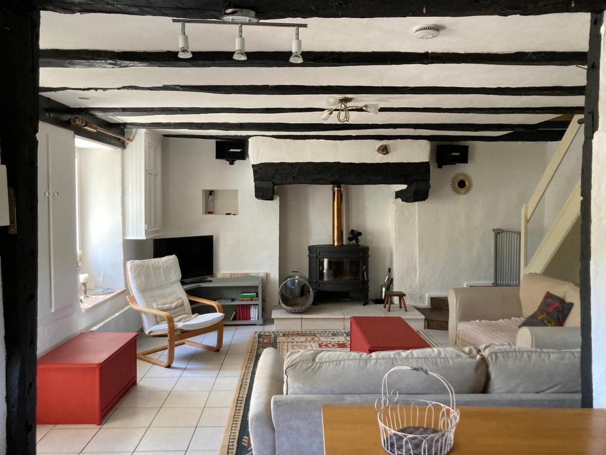 La Maison Charmante D'Elisabeth Saint-Ybard 외부 사진